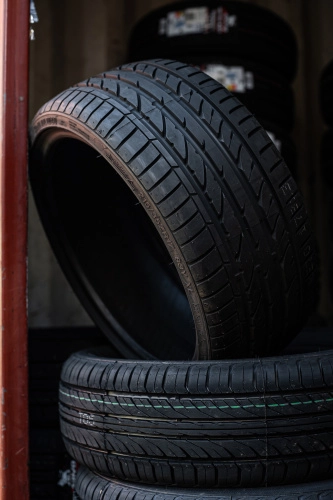 фото протектора и шины Atrezzo ZSR Шина Sailun Atrezzo ZSR 225/40 R18 92Y Runflat